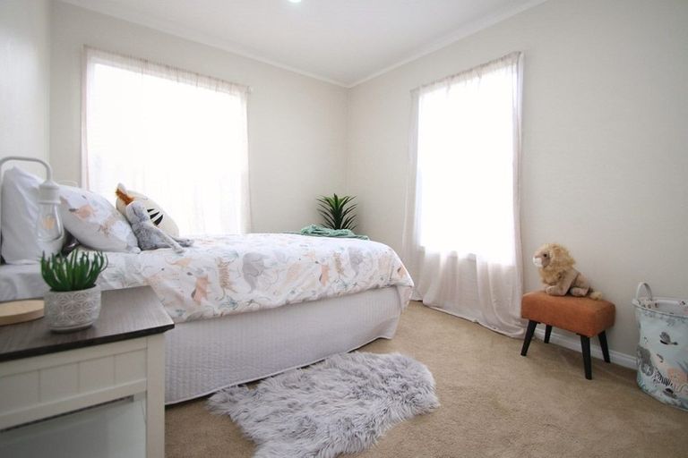 Photo of property in 8 Highgrove Drive, Grandview Heights, Hamilton, 3200