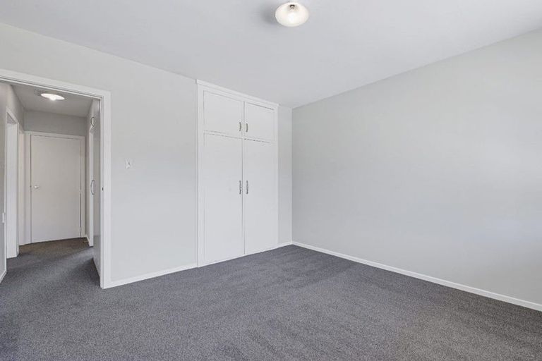 Photo of property in 1/17 Tyrone Street, Belfast, Christchurch, 8051