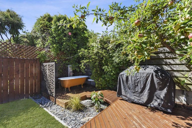 Photo of property in 35 Trafalgar Street, The Wood, Nelson, 7010