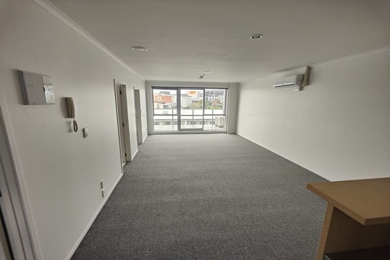 Photo of property in 4b/20 Charlotte Street, Eden Terrace, Auckland, 1021