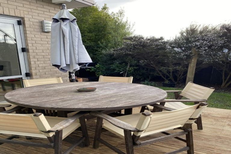 Photo of property in 4 Vincent Lane, Hobsonville, Auckland, 0616