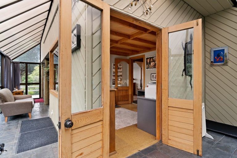 Photo of property in 18 Manuka Street, Ravensbourne, Dunedin, 9022