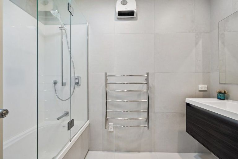 Photo of property in 4 Horo Road, Flat Bush, Auckland, 2019