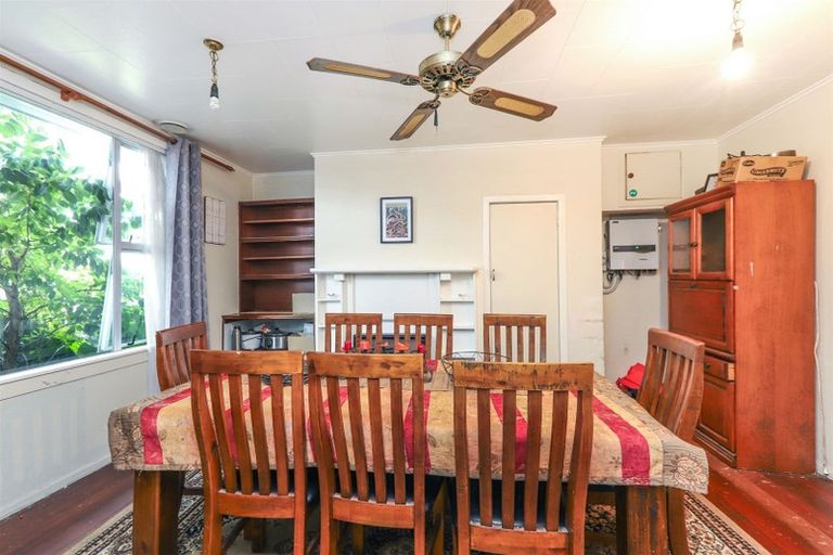 Photo of property in 118 Stortford Street, Saint Leonards, Hastings, 4120