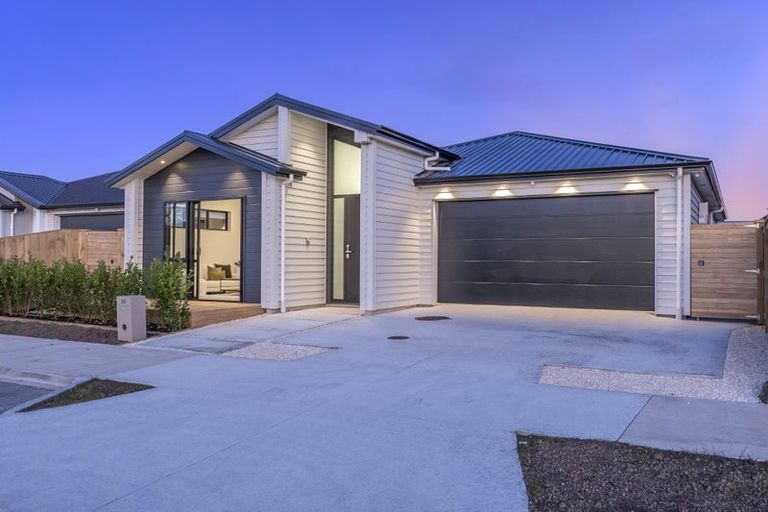 Photo of property in 30 Babina Avenue, Kumeu, 0810