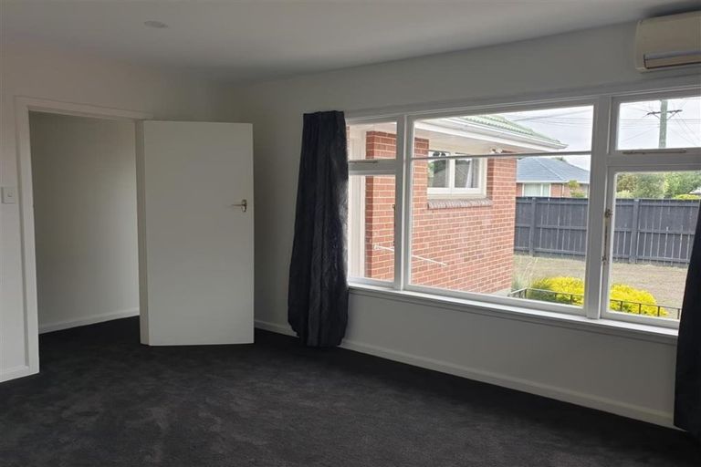 Photo of property in 22 Wilton Crescent, Bishopdale, Christchurch, 8053