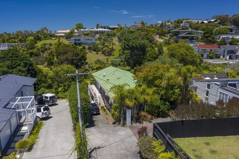 Photo of property in 65 Braemar Road, Castor Bay, Auckland, 0620