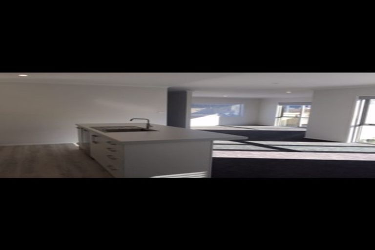 Photo of property in 59 Te Kio Crescent, Papamoa Beach, Papamoa, 3118