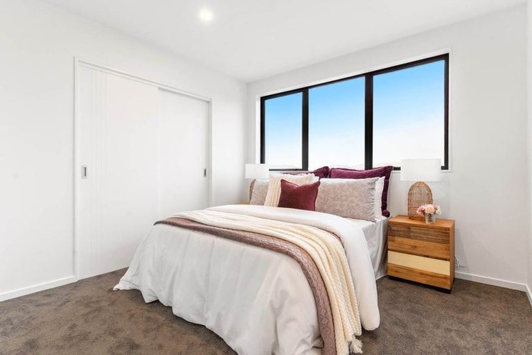 Photo of property in 6 Peara Place, Henderson, 0610