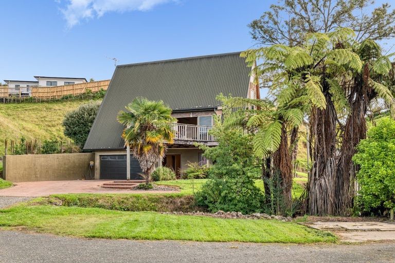 Photo of property in 4 Cannell Farm Drive, Te Puke, 3119