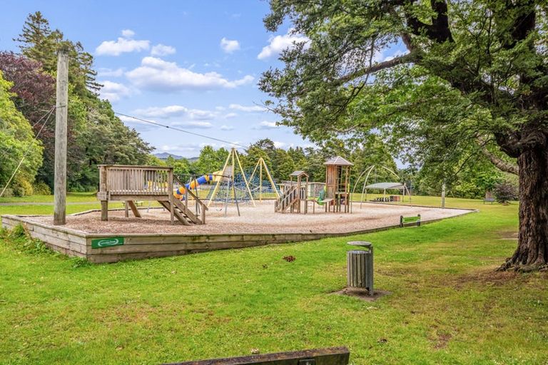 Photo of property in 2/60 Akatarawa Road, Brown Owl, Upper Hutt, 5018