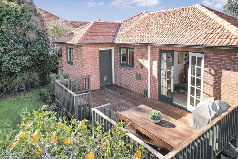 Photo of property in 107 Macfarlane Street, Hamilton East, Hamilton, 3216