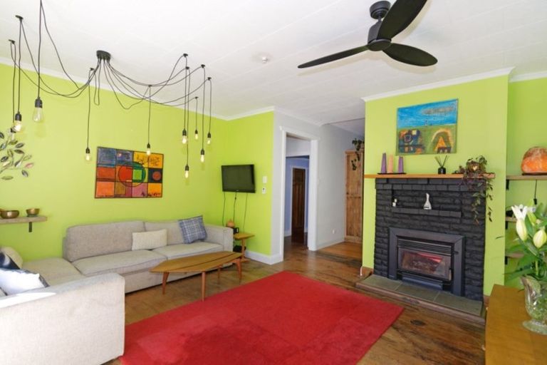 Photo of property in 72 Toi Toi Street, Toi Toi, Nelson, 7010