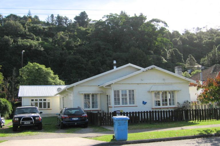 Photo of property in 61 Owen Street, Belmont, Lower Hutt, 5010
