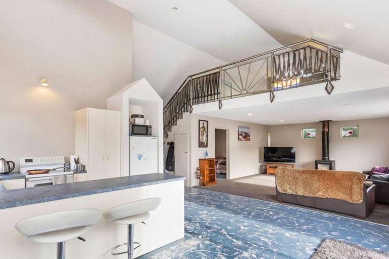 Photo of property in 12b Rinaldi Avenue, The Pines Beach, 7630