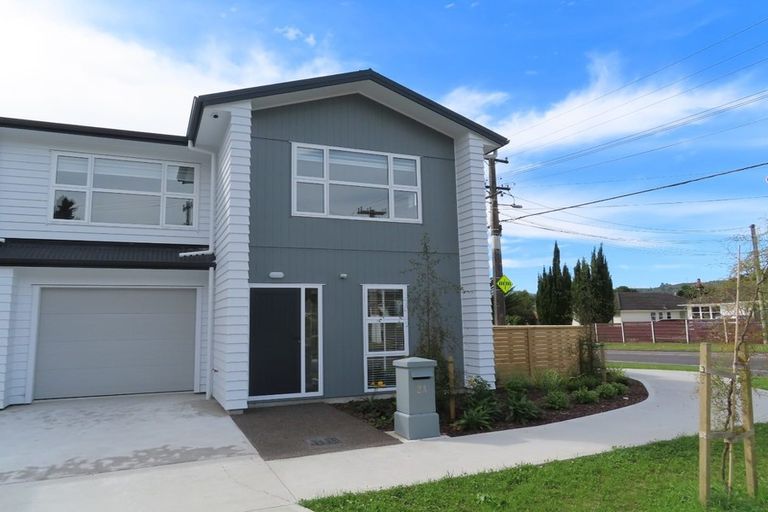 Photo of property in 2a Delaney Drive, Stokes Valley, Lower Hutt, 5019