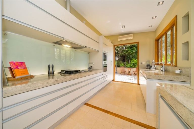 Photo of property in 26b Chatsworth Road, Silverstream, Upper Hutt, 5019