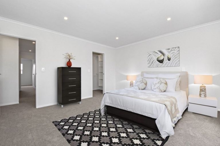 Photo of property in 40 Vincent Mcgrath Crescent, Swanson, Auckland, 0614