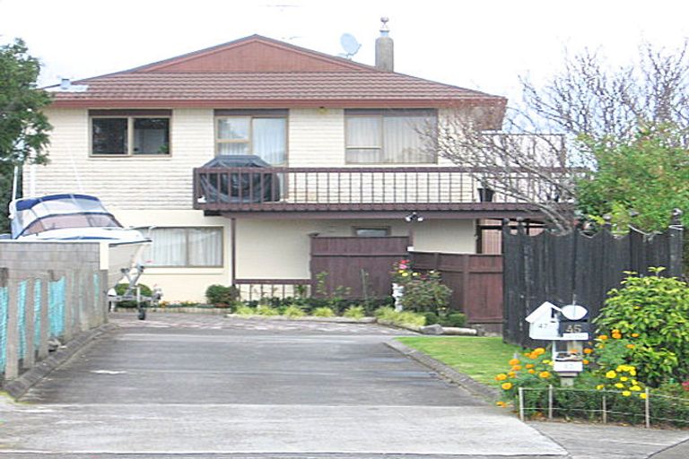 Photo of property in 47 William Bryan Drive, Half Moon Bay, Auckland, 2012