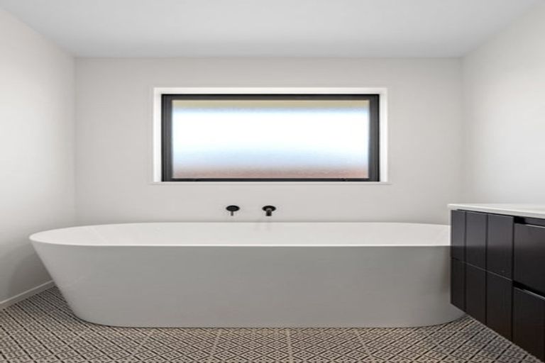 Photo of property in 52 Eric Crozier Road, Darfield, 7571