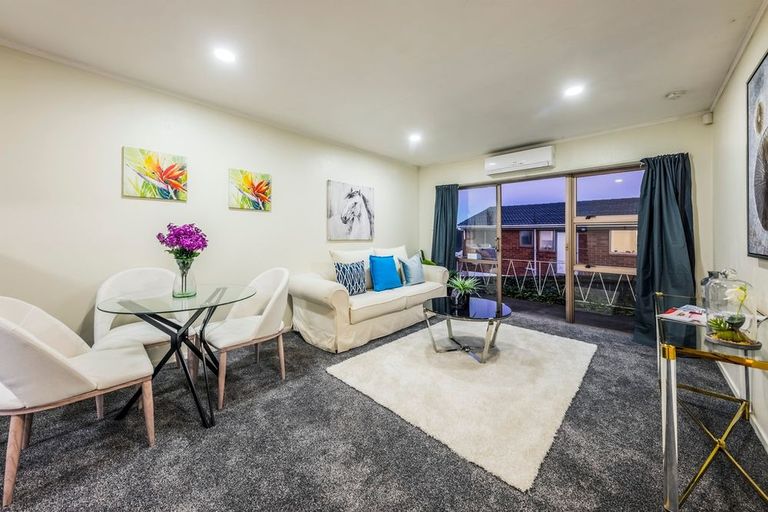 Photo of property in 1/13 Heron Place, Pakuranga Heights, Auckland, 2010