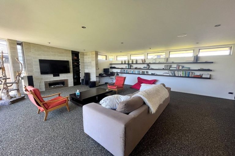 Photo of property in 23 Te Pihopa Way, Aidanfield, Christchurch, 8025