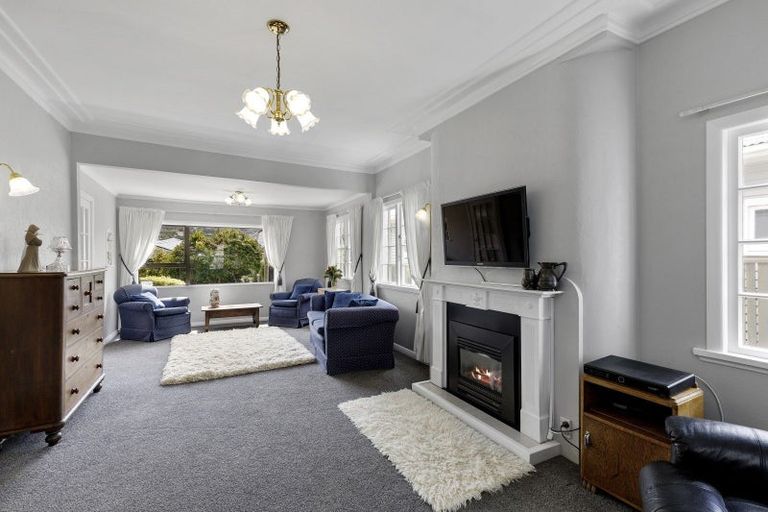 Photo of property in 21 Hathaway Avenue, Boulcott, Lower Hutt, 5010