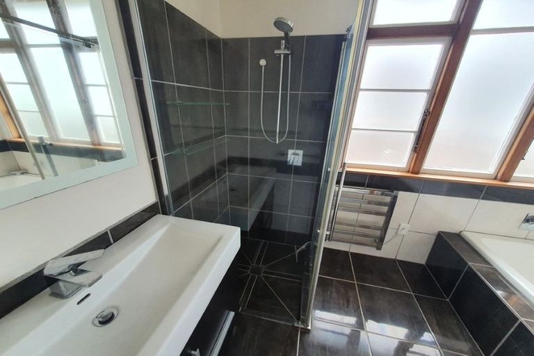 Photo of property in 70 Racecourse Road, Sockburn, Christchurch, 8042