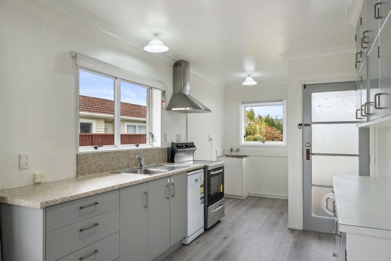 Photo of property in 16 Parker Avenue, Levin, 5510