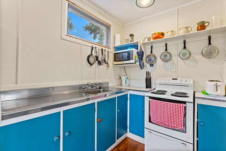 Photo of property in 31 Matheson Bay Road, Leigh, 0985