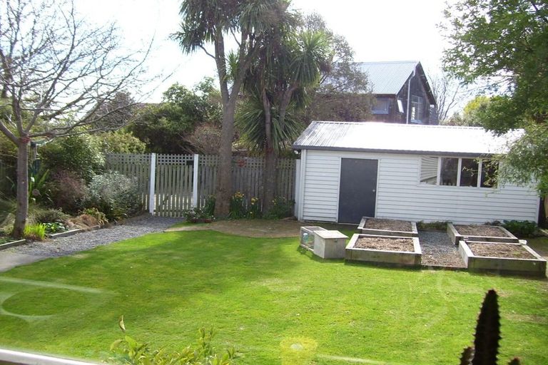 Photo of property in 1/22 Martindales Road, Heathcote Valley, Christchurch, 8022