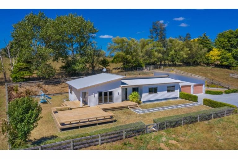Photo of property in 1734 Kakaramea Road, Ngahinapouri, Hamilton, 3290