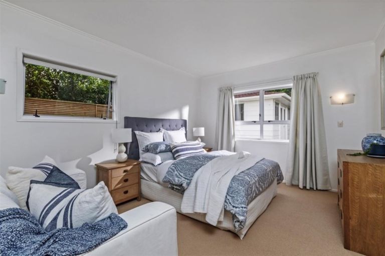 Photo of property in 8a Hauraki Road, Hauraki, Auckland, 0622