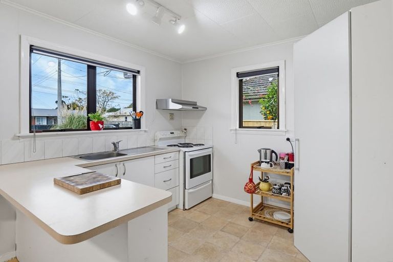 Photo of property in 45 Lewis Avenue, Aramoho, Whanganui, 4500