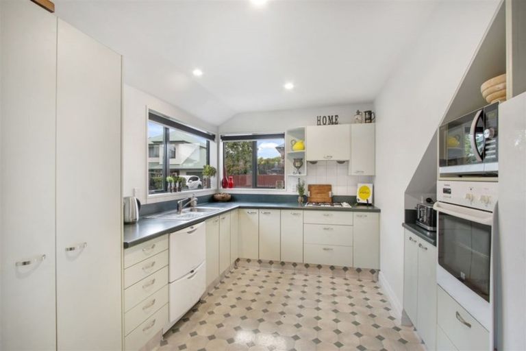 Photo of property in 14 Virtue Place, Bishopdale, Christchurch, 8053