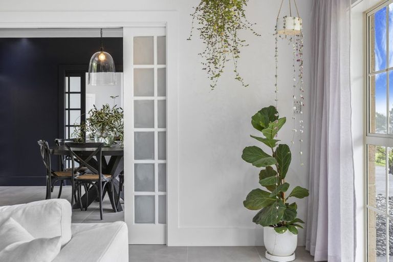 Photo of property in 177 Carter Road, Oratia, Auckland, 0604