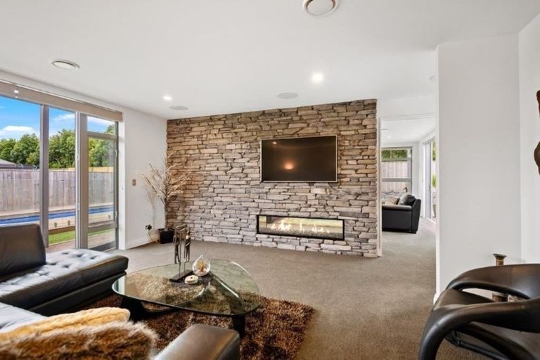 Photo of property in 5 Queenswood Gardens, Mairehau, Christchurch, 8052