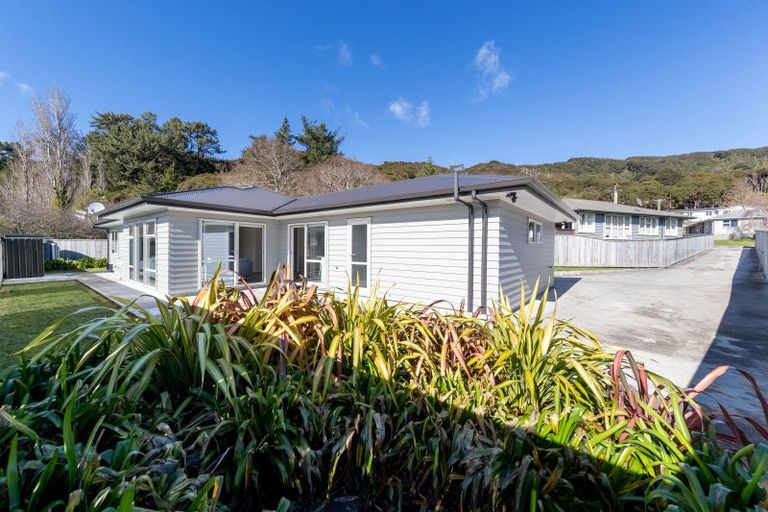 Photo of property in 8a Karaka Street, Wainuiomata, Lower Hutt, 5014