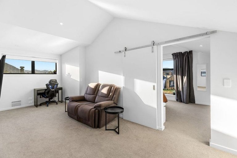 Photo of property in 46 Avalon Station Drive, Wanaka, 9305