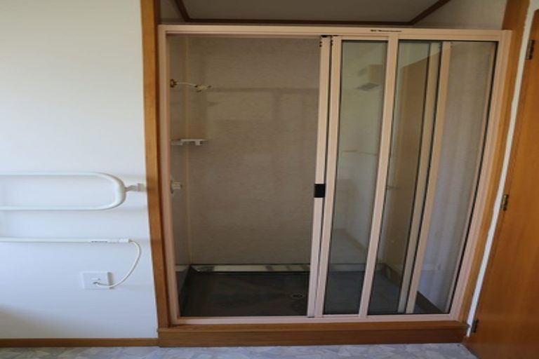 Photo of property in 255 Avonhead Road, Avonhead, Christchurch, 8042