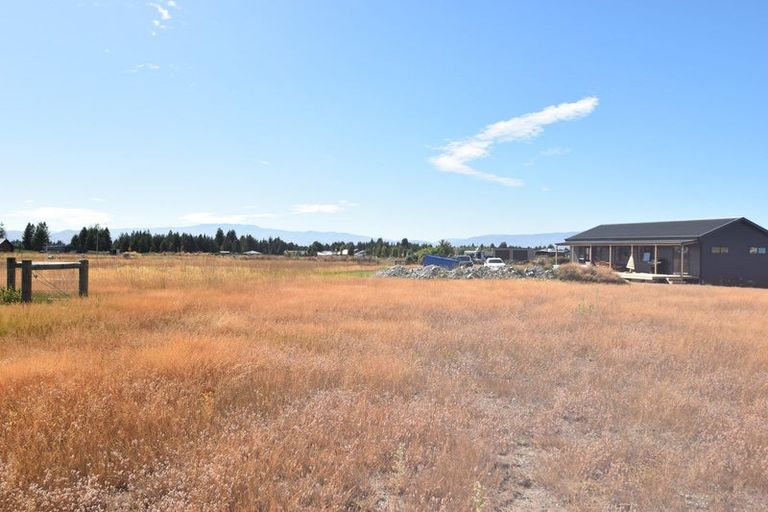 Photo of property in 1 Tussock Crescent, Twizel, 7901