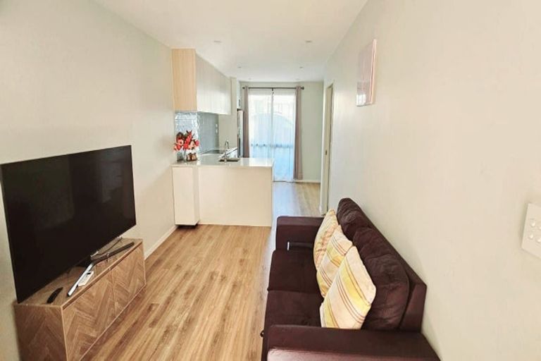 Photo of property in 7c Colin Chester Drive, Silverdale, 0932