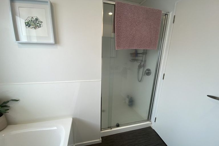 Photo of property in 17 Tranmere Road, Fairfield, Hamilton, 3214