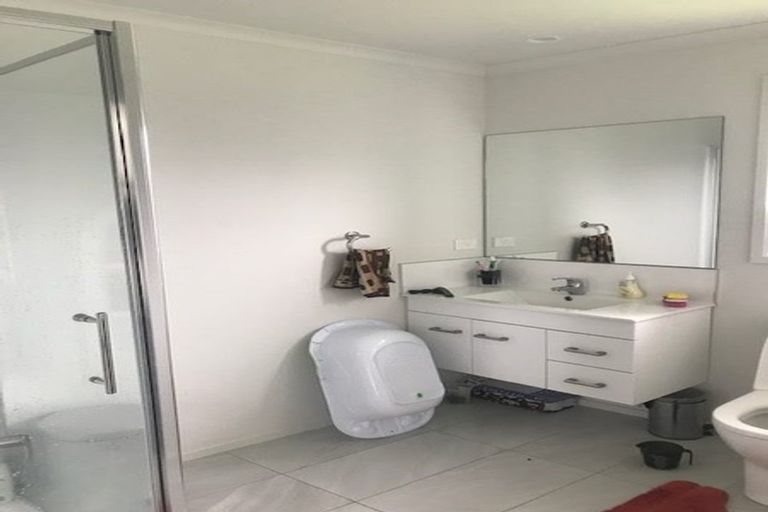 Photo of property in 24 Ladeira Place, Fitzroy, Hamilton, 3206