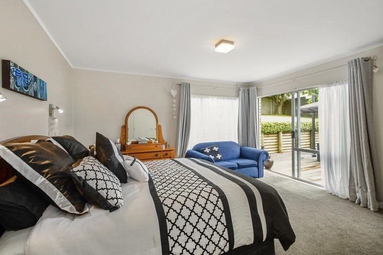 Photo of property in 13 Leicester Parade, Somerville, Auckland, 2014