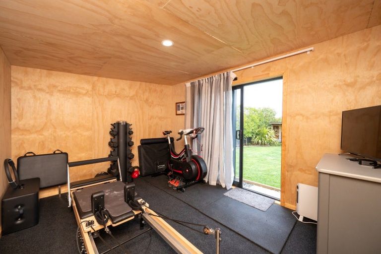 Photo of property in 131 Arataki Road, Havelock North, 4130