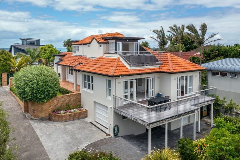 Photo of property in 1/248 Hurstmere Road, Takapuna, Auckland, 0622