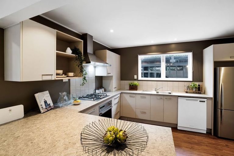 Photo of property in 101b Yaldhurst Road, Sockburn, Christchurch, 8042