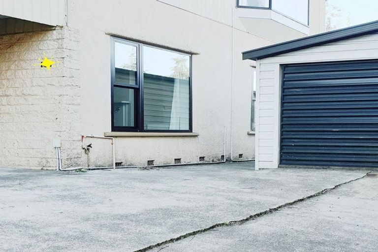 Photo of property in 22 Locking Street, Nelson South, Nelson, 7010