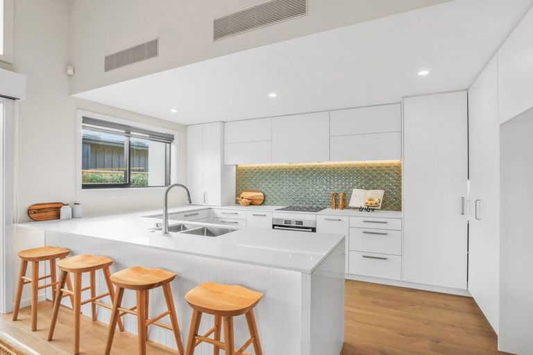 Photo of property in 14 Claw Place, Rolleston, 7615